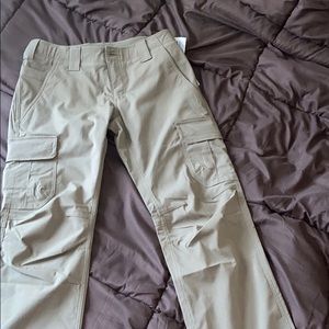 Under armour storm active bottom. Water resistant.